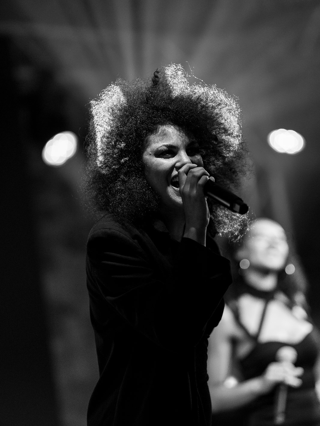 Julianna – Lead Vocals John-Paul Band